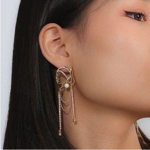 Unique Abstract Face Art Dangle Earrings - Picture 4 of 11